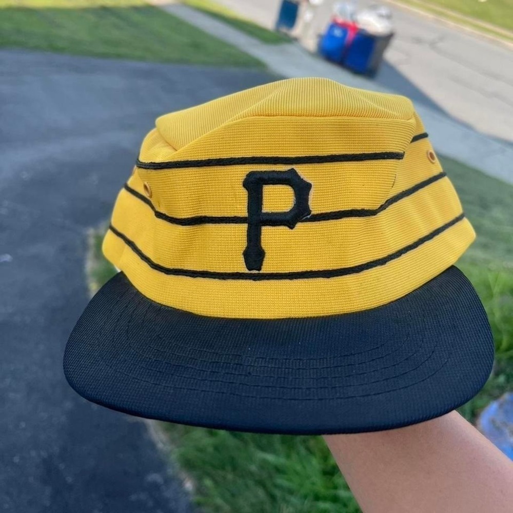 1990s Pittsburgh Pirates Sports Specialties Pillbox Read Alternate SnapBack Hat
